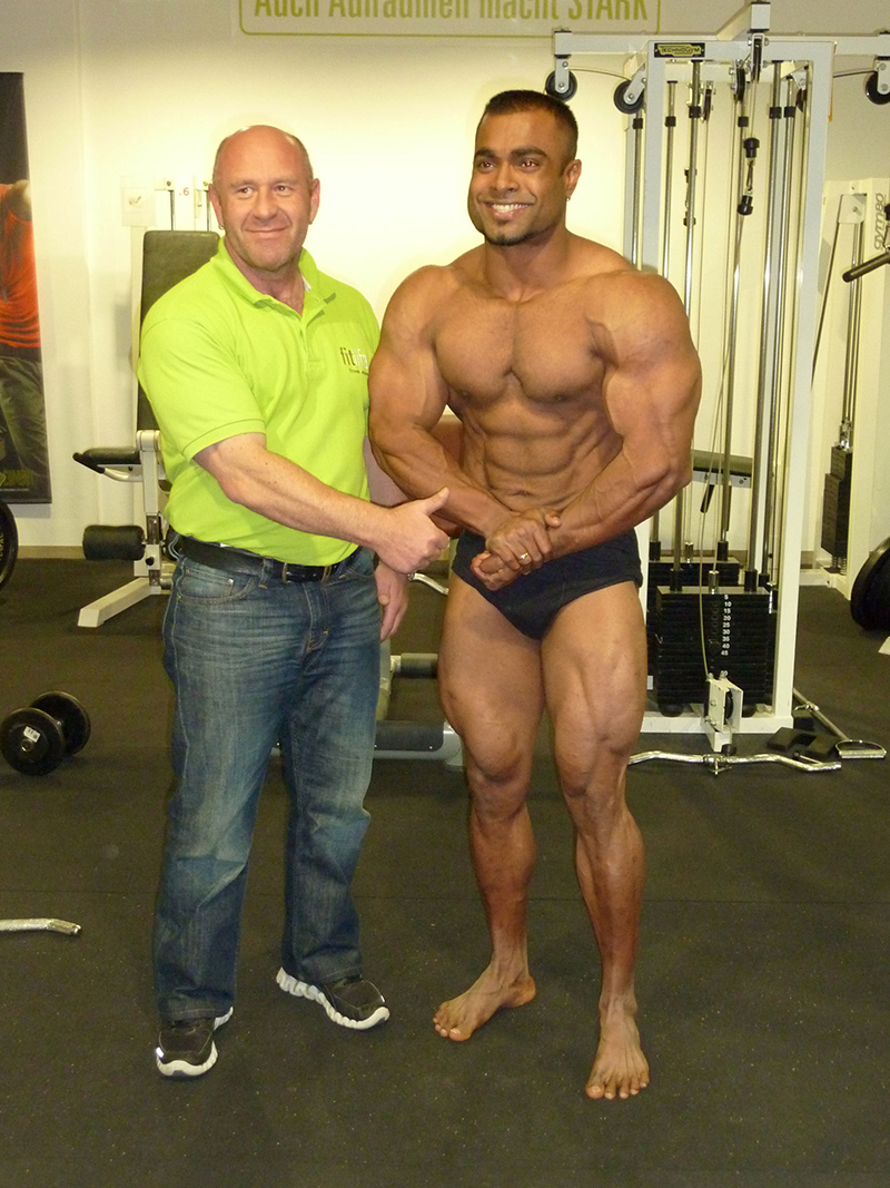 Sanjeewa Kaluperuma 2011